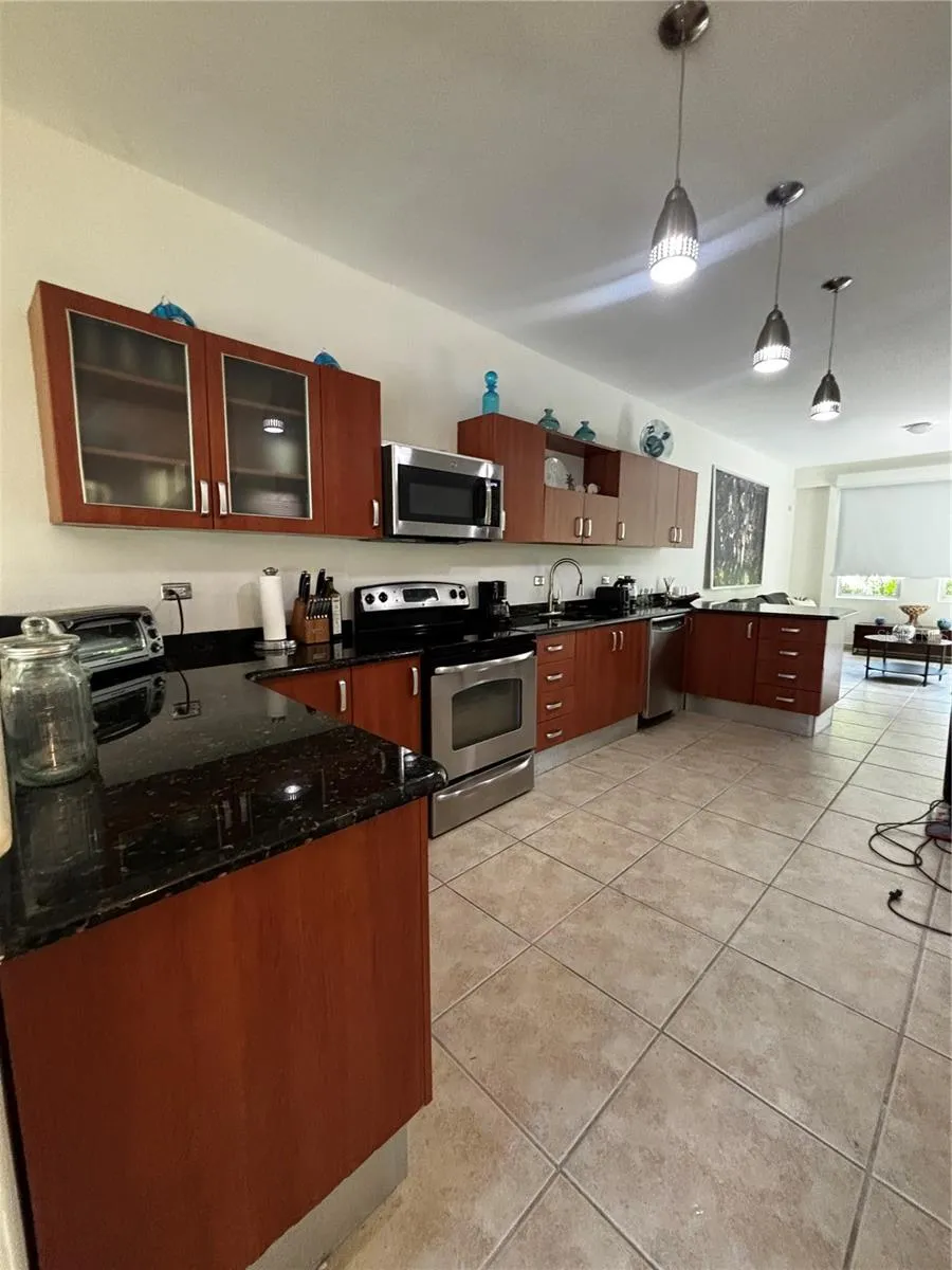 98 VIA POSITANO #98 Humacao, PR 00791