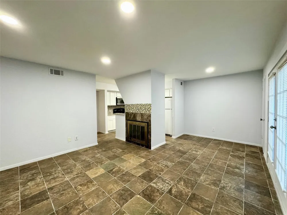 9801 Walnut Street #108 Dallas, TX 75243