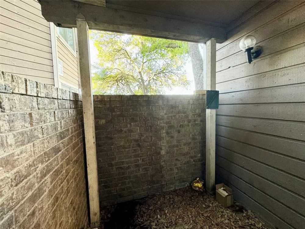 9801 Walnut Street #108 Dallas, TX 75243