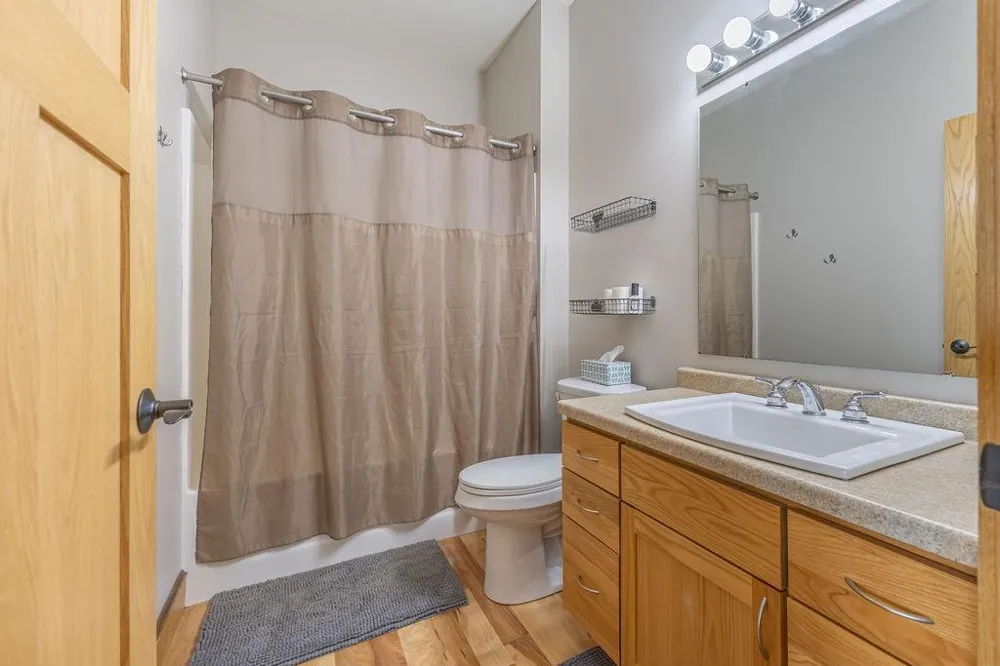 S3565 Rooster Ridge Lane Fountain City, WI 54629