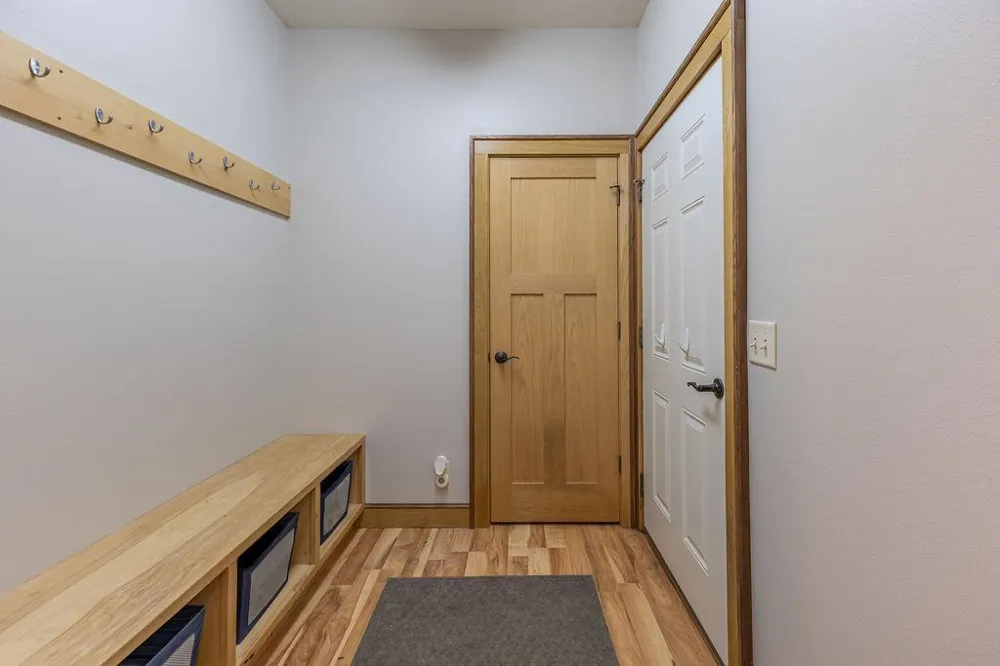 S3565 Rooster Ridge Lane Fountain City, WI 54629