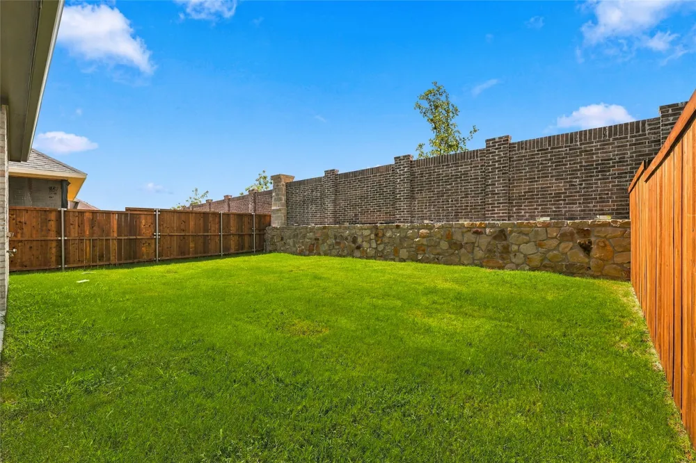 5212 Noland Drive Princeton, TX 75071
