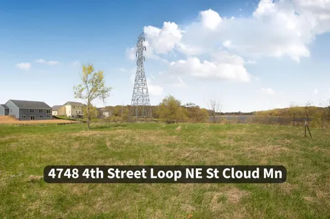 4748 4th Street Loop NE