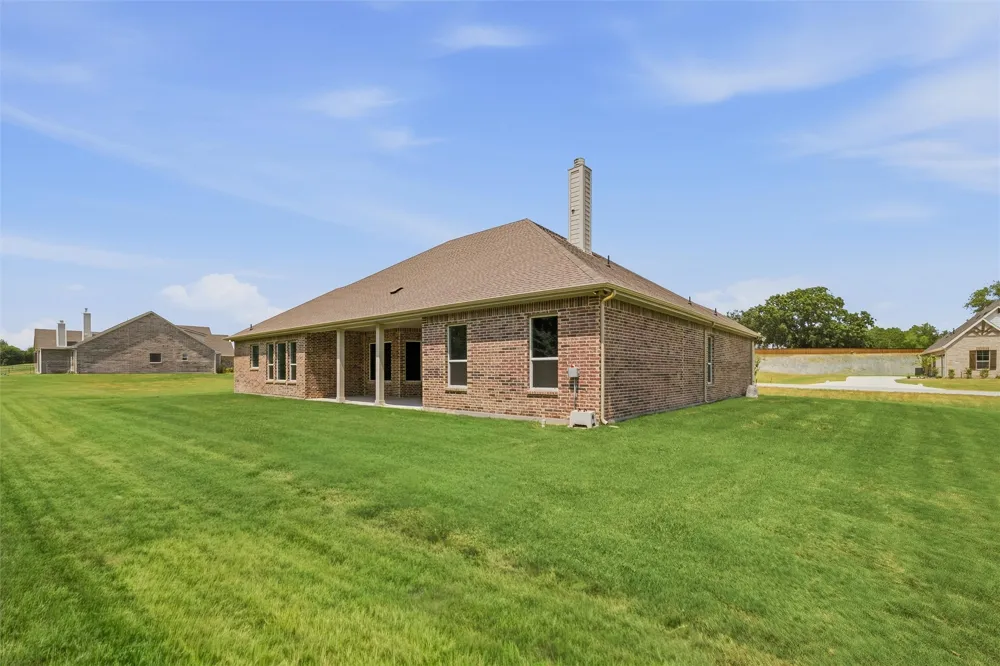 1001 Perrin Lane Van Alstyne, TX 75495