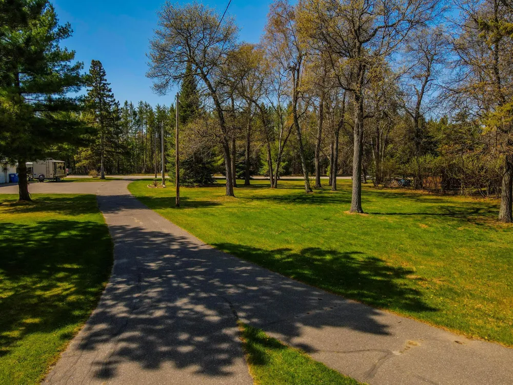 21622 County 80 Nevis, MN 56467