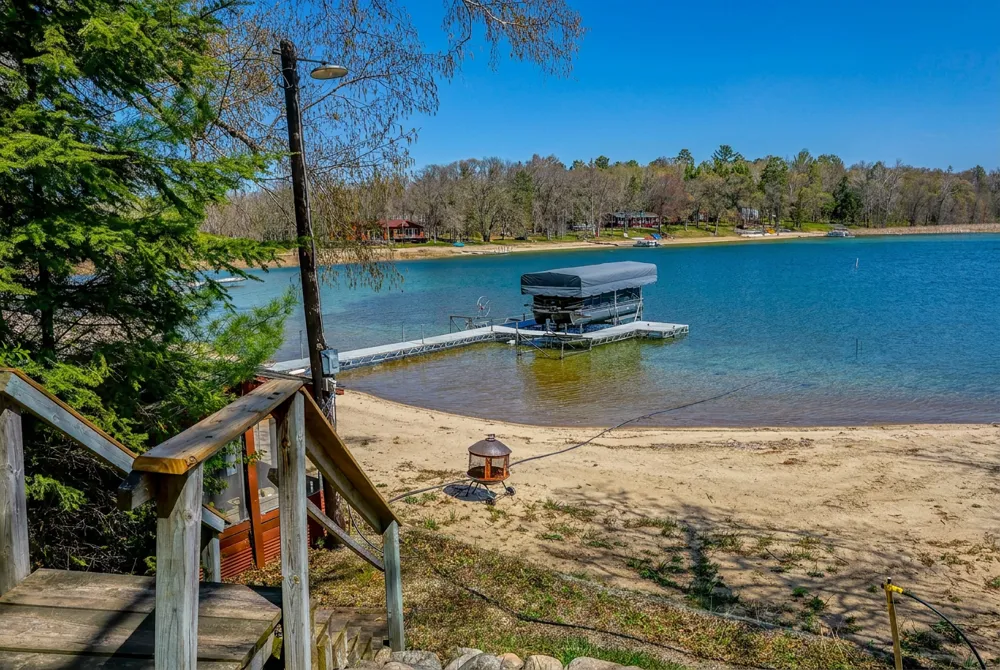 21622 County 80 Nevis, MN 56467