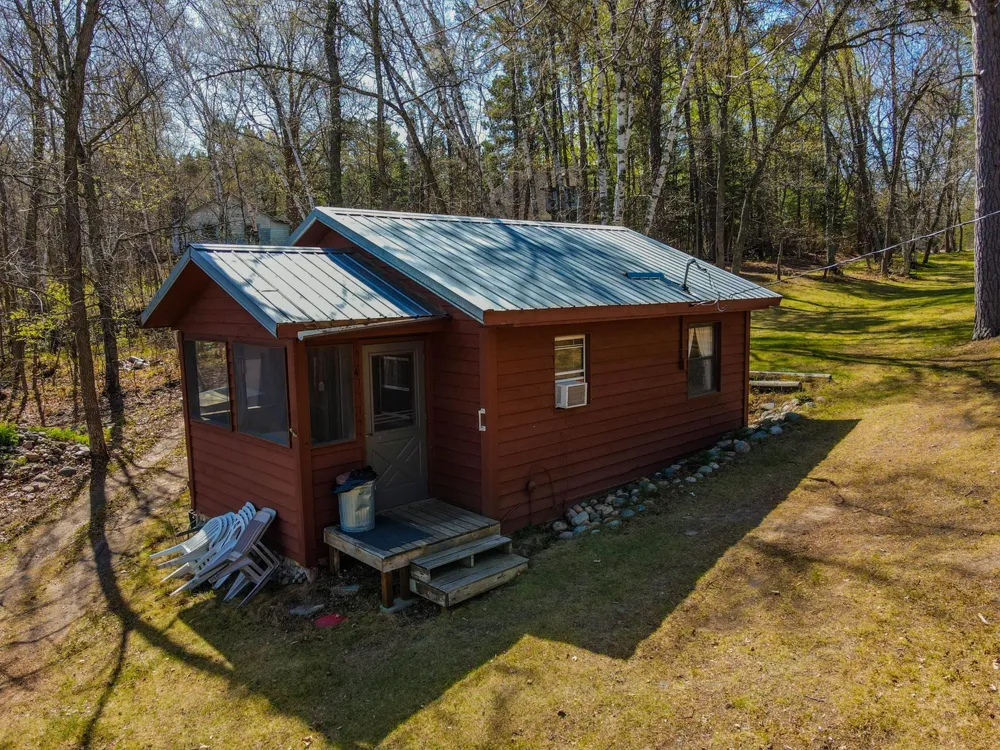 21622 County 80 Nevis, MN 56467