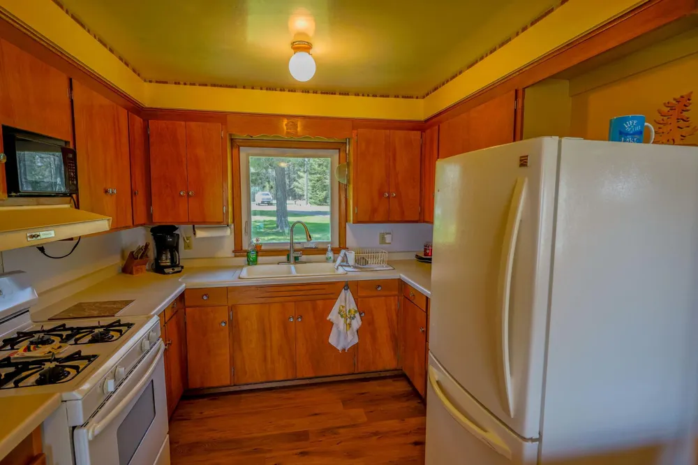 21622 County 80 Nevis, MN 56467