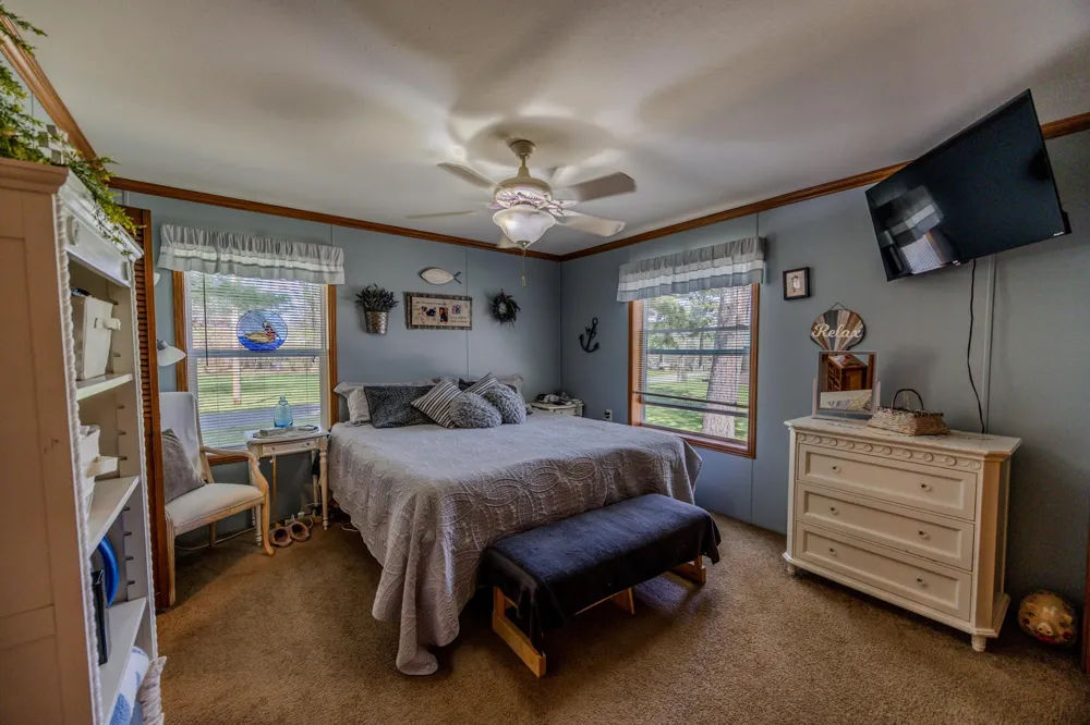 21622 County 80 Nevis, MN 56467