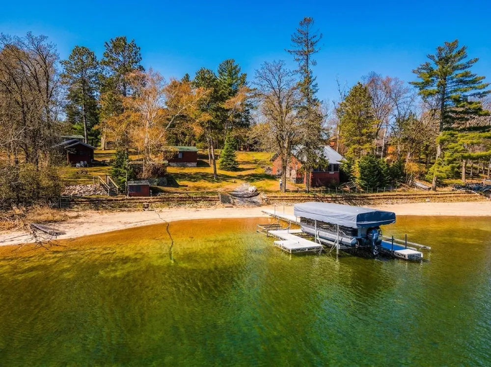 21622 County 80 Nevis, MN 56467