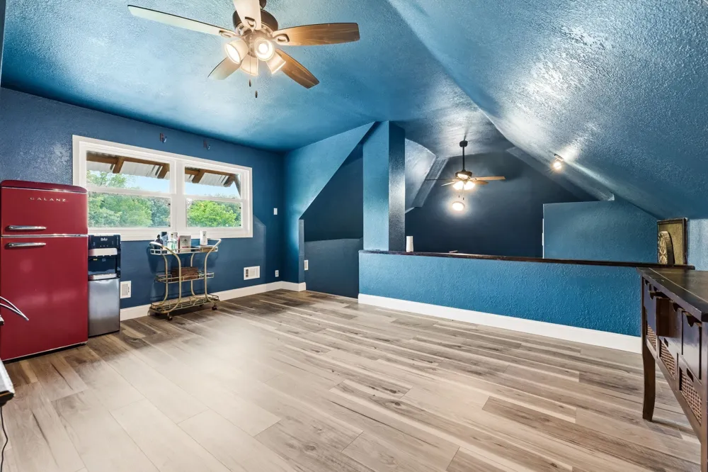 1092 Holly Lane Lewisville, TX 75067