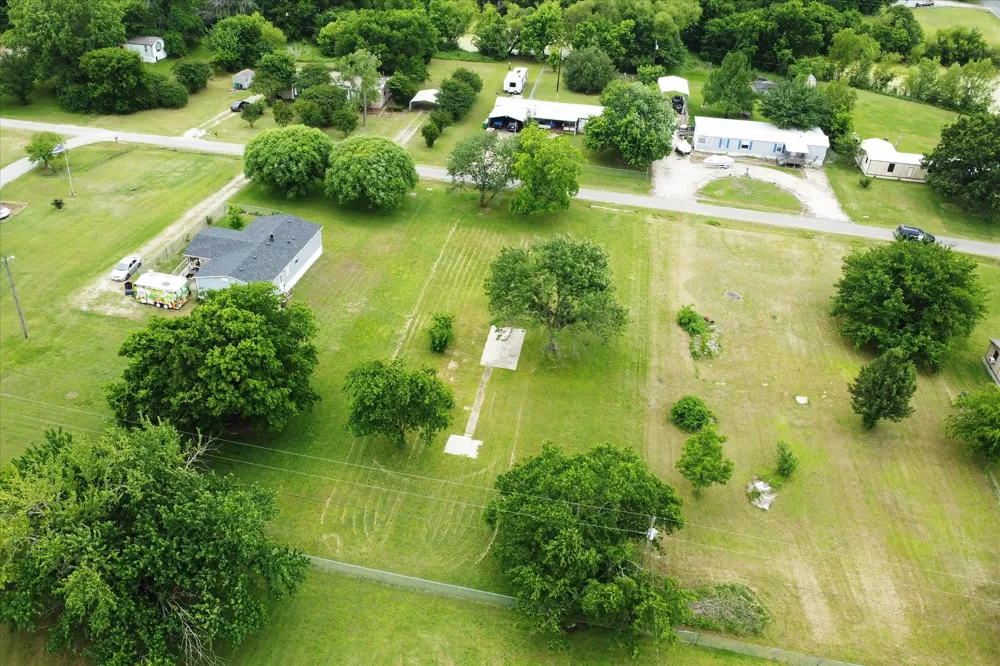 507 Deer Run Southmayd, TX 75092