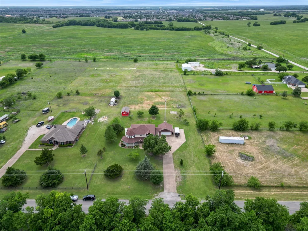 8645 County Road 419 Anna, TX 75409