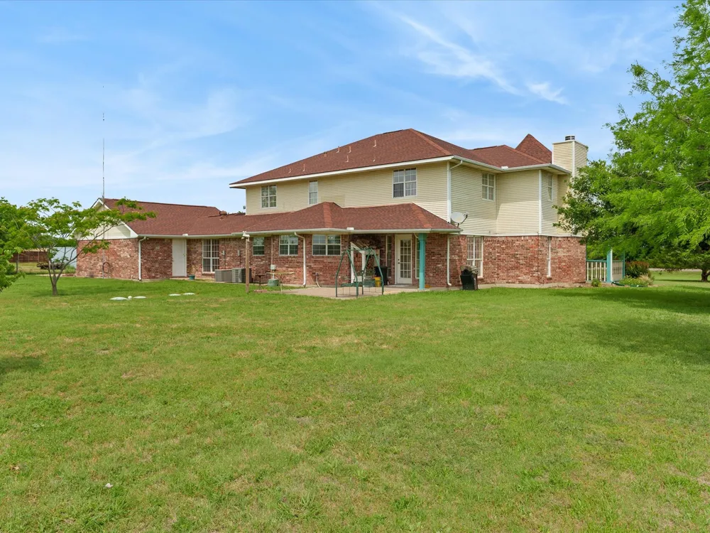 8645 County Road 419 Anna, TX 75409