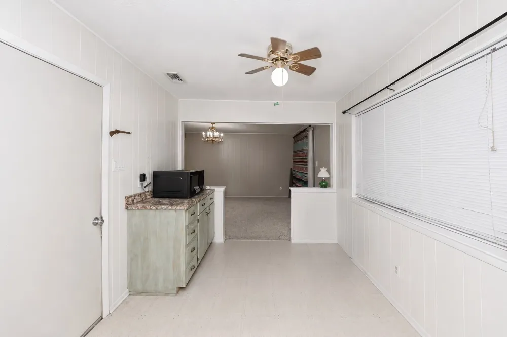 805 Long Drive Mineral Wells, TX 76067