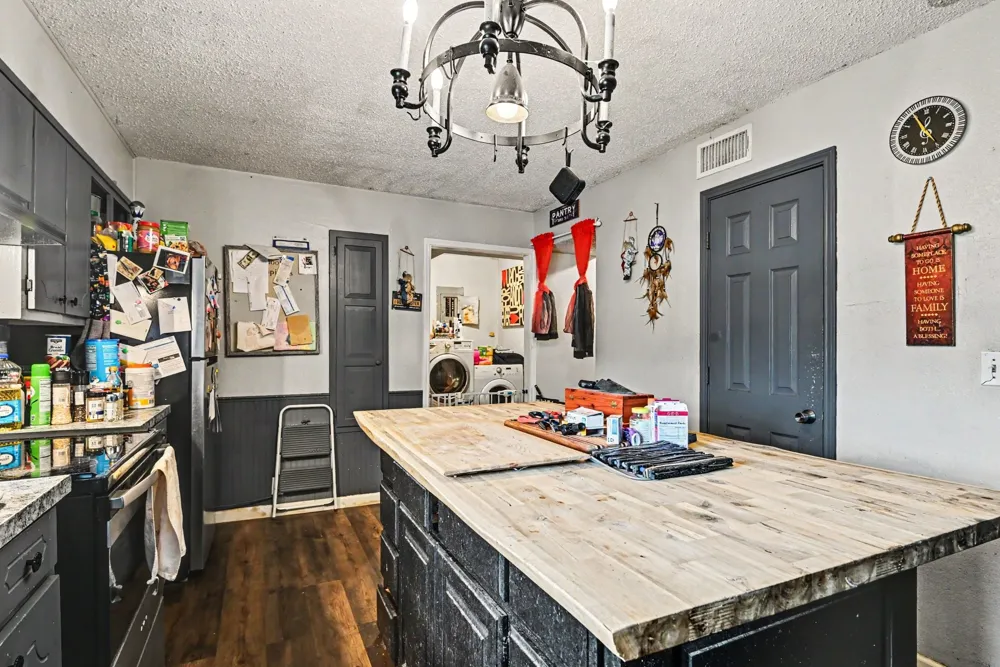 13270 Liberty School Road Azle, TX 76020