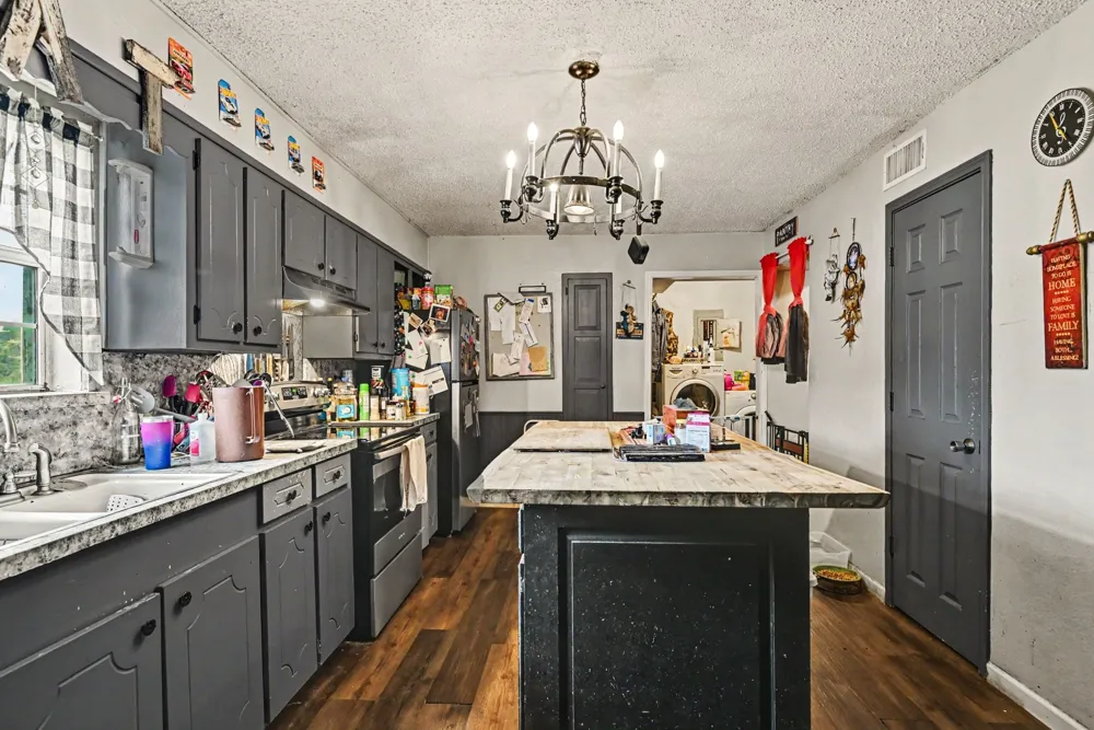 13270 Liberty School Road Azle, TX 76020
