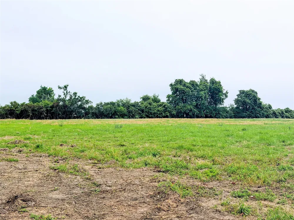35 FM 1512 Donie, TX 75838