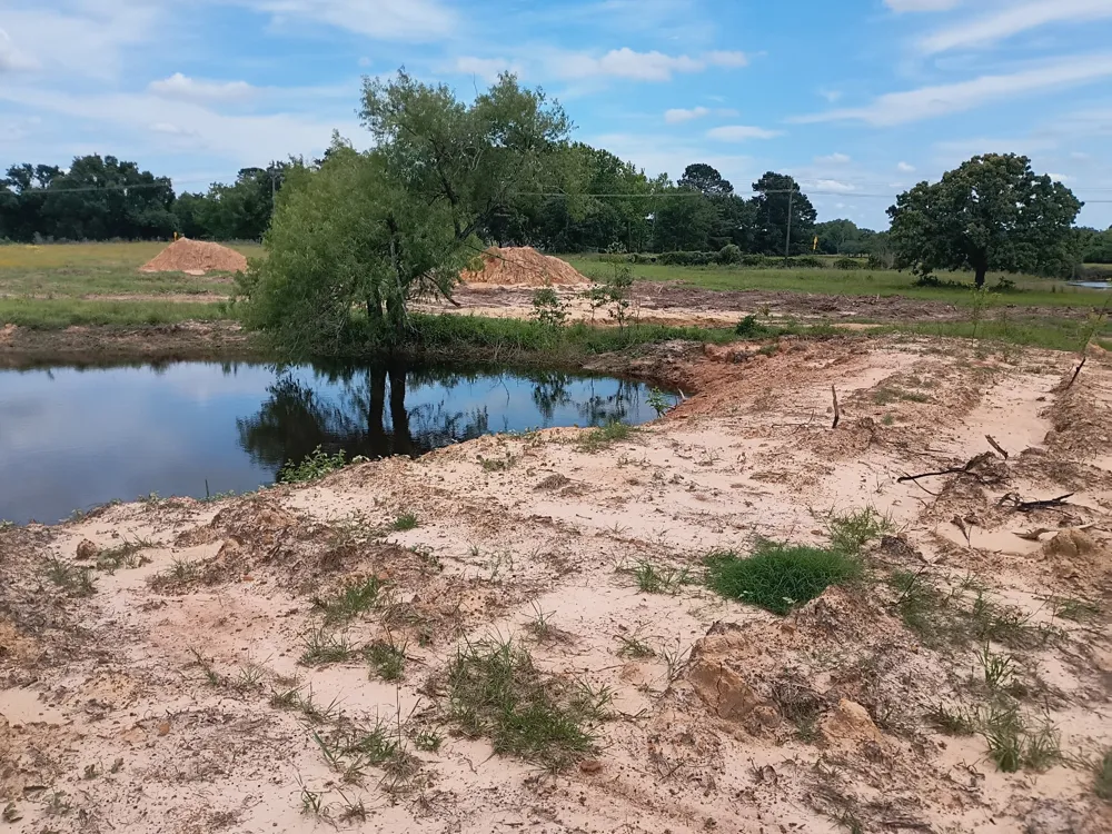 35 FM 1512 Donie, TX 75838