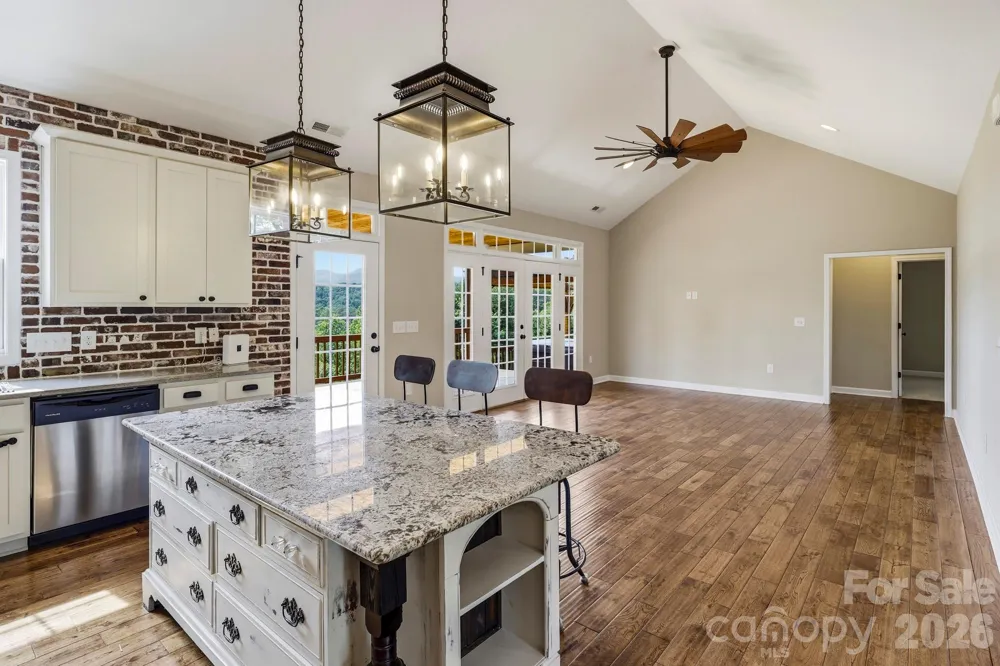 234 Crest Drive Lake Lure, NC 28746