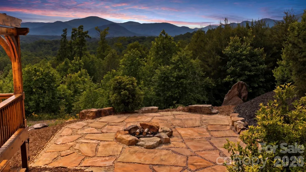 234 Crest Drive Lake Lure, NC 28746