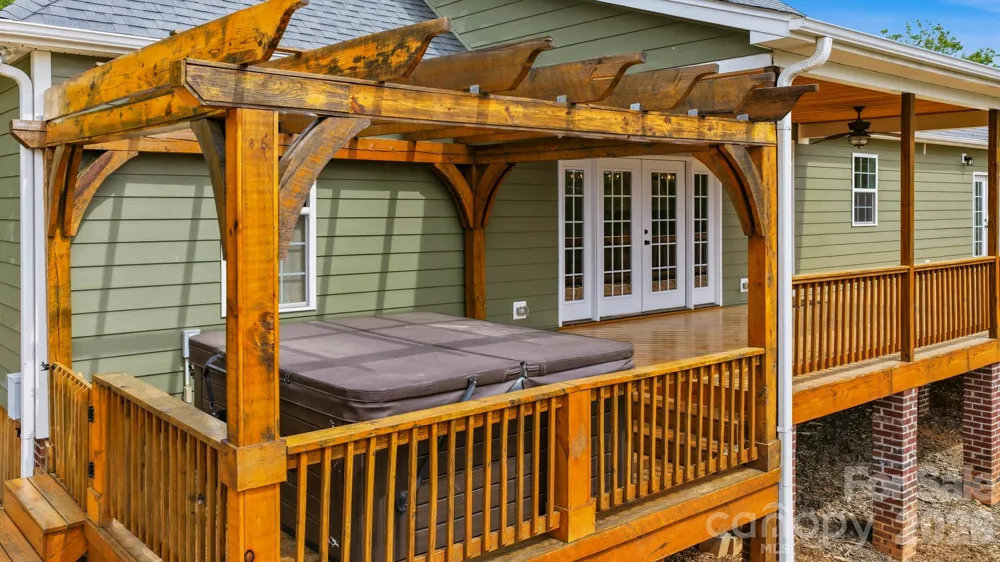 234 Crest Drive Lake Lure, NC 28746