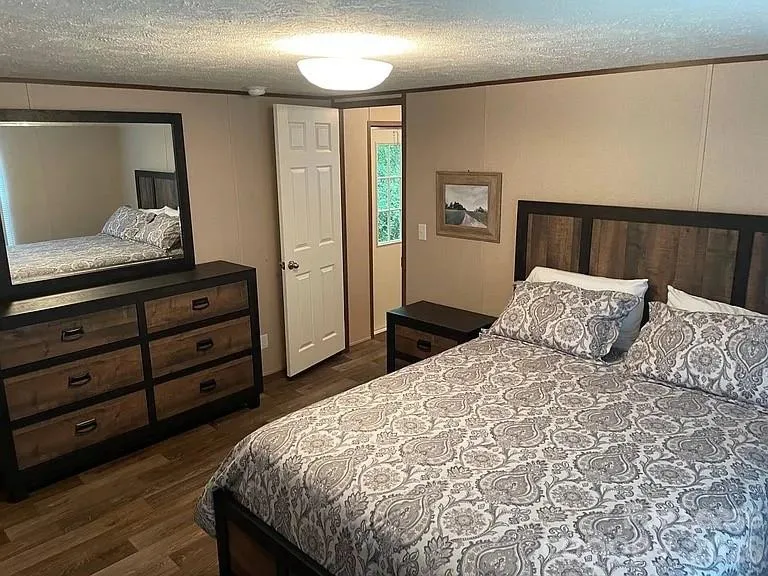 3298 Pea Ridge Road Mill Spring, NC 28756