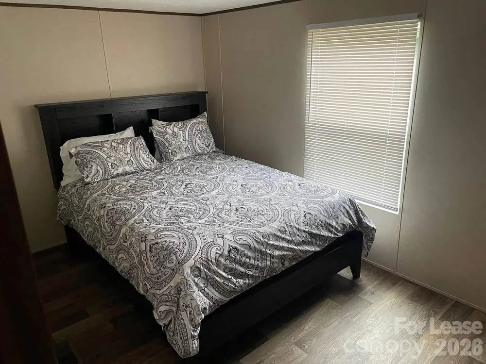 3298 Pea Ridge Road Mill Spring, NC 28756