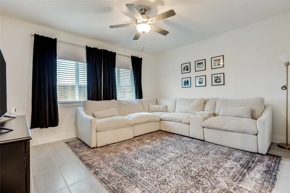 132 Yearling Way Georgetown, TX 78626
