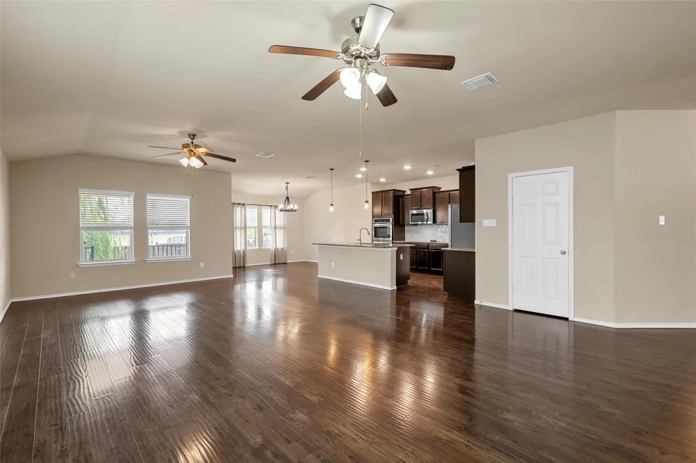 1214 Iron Glen Drive Temple, TX 76502