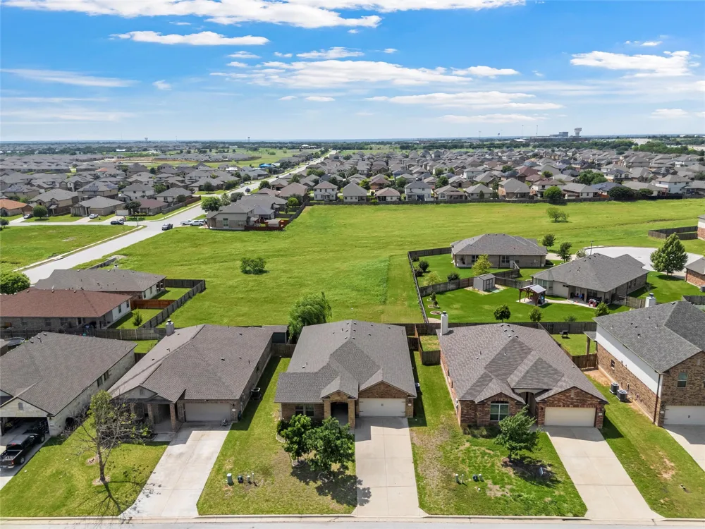 1214 Iron Glen Drive Temple, TX 76502