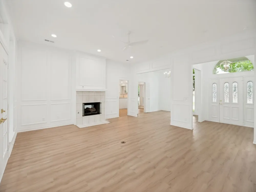 4312 Avonshire Lane Plano, TX 75093