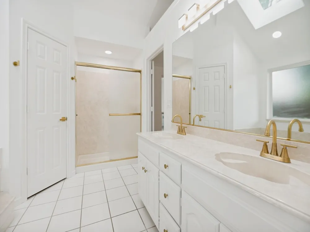 4312 Avonshire Lane Plano, TX 75093