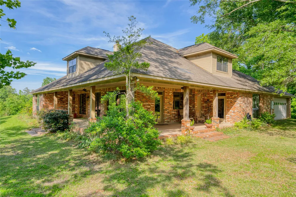 1655 County Road 1627 Linden, TX 75563
