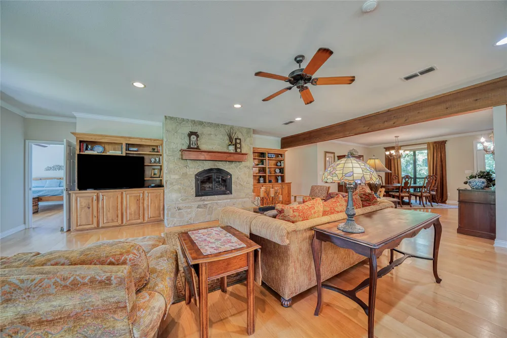 1655 County Road 1627 Linden, TX 75563