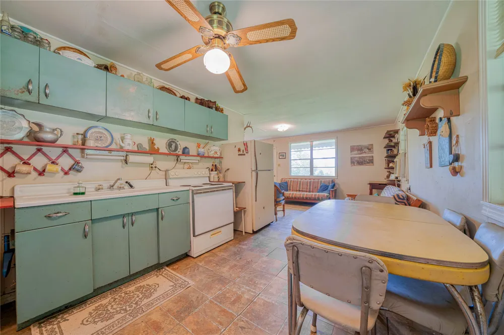 1655 County Road 1627 Linden, TX 75563