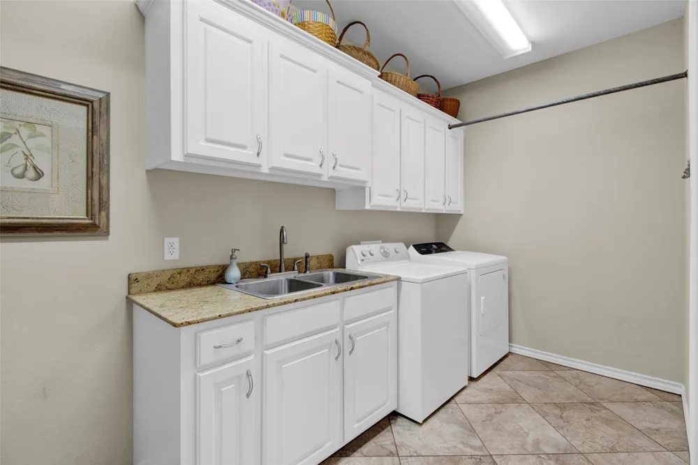 1655 County Road 1627 Linden, TX 75563