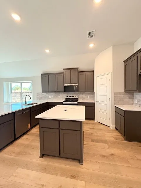 2421 Stardust Trail Venus, TX 76009