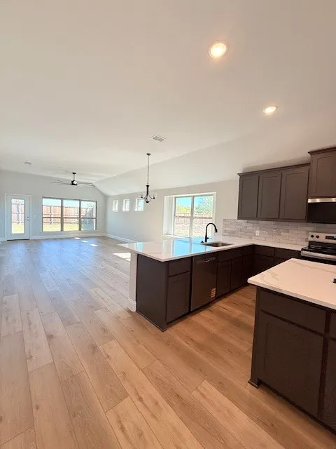 2421 Stardust Trail Venus, TX 76009