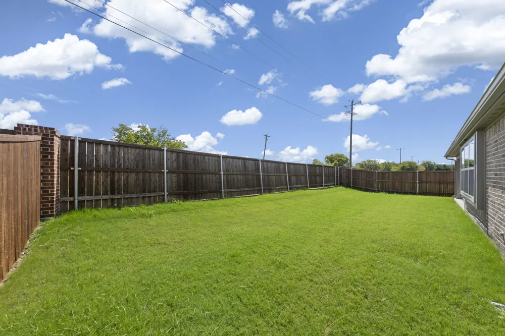2421 Stardust Trail Venus, TX 76009