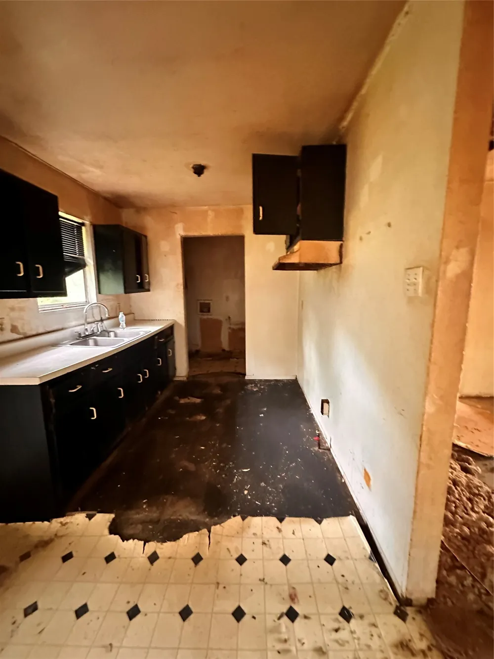 105 Caddo Naples, TX 75568
