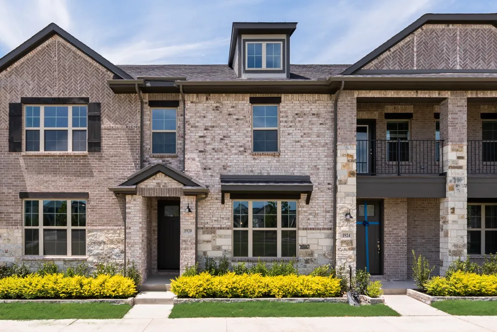 1920 Watermark Mews Rowlett, TX 75088