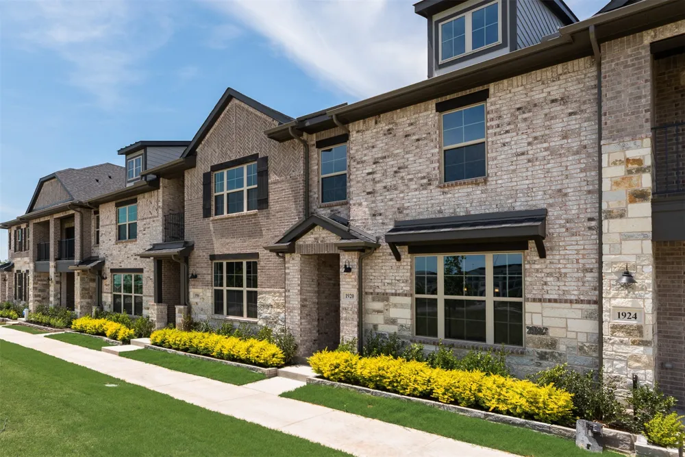 1920 Watermark Mews Rowlett, TX 75088