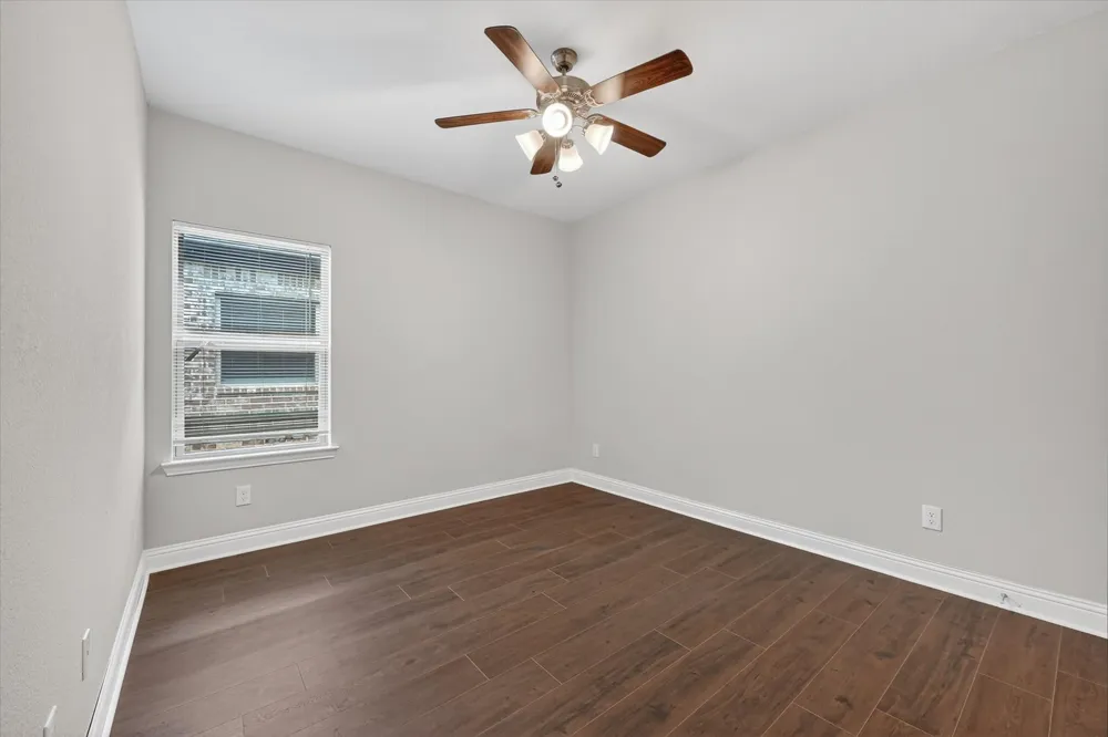 7815 Cottonwood Drive Greenville, TX 75402