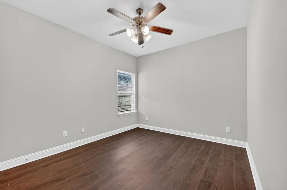 7815 Cottonwood Drive Greenville, TX 75402