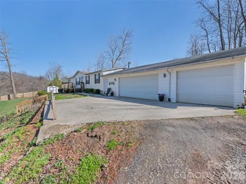 136 Peaceful Valley Drive