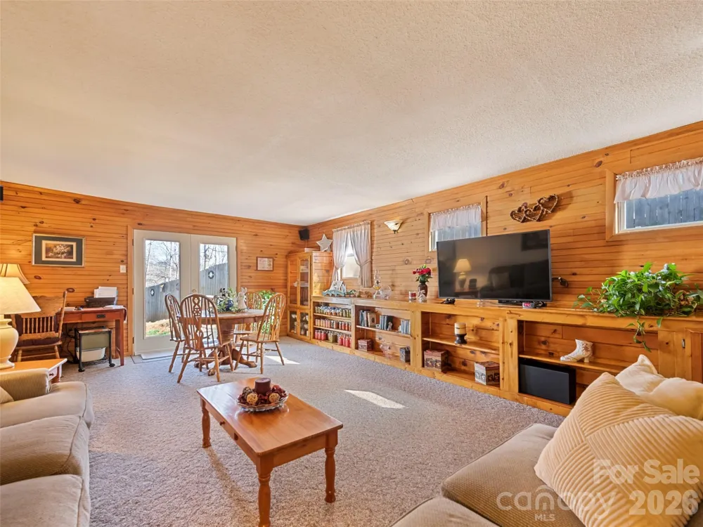 136 Peaceful Valley Drive Leicester, NC 28748