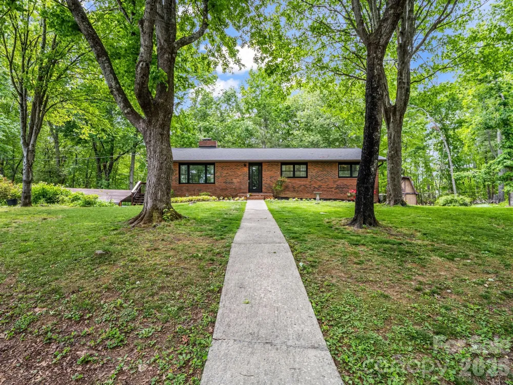 92 Greenwood Acres Drive Mills River, NC 28759