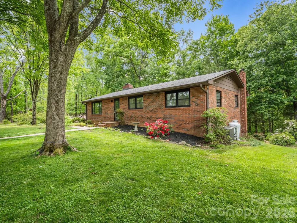 92 Greenwood Acres Drive Mills River, NC 28759