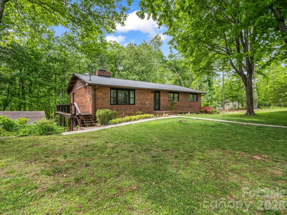 92 Greenwood Acres Drive Mills River, NC 28759